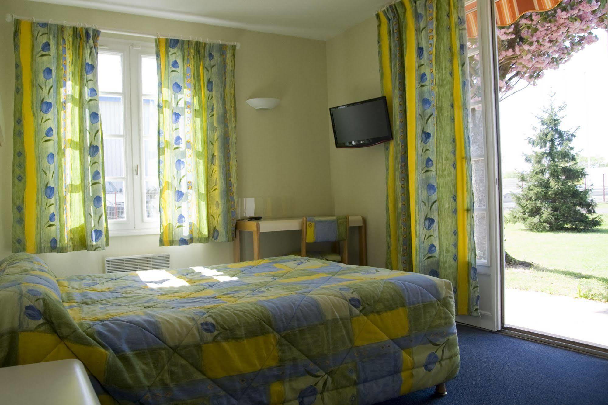 Hotel La Belle Etoile Thouare-sur-Loire Exterior photo